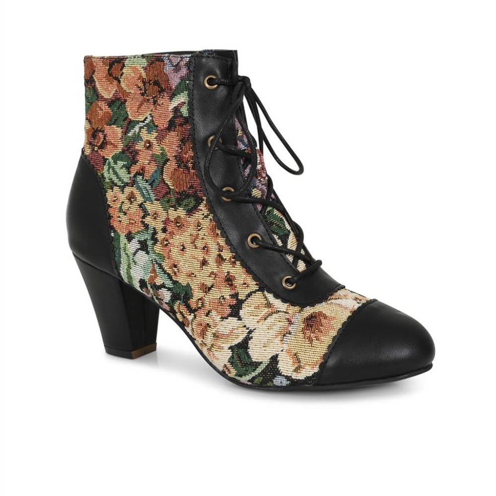 Lulu Hun Anne Rococo Boots